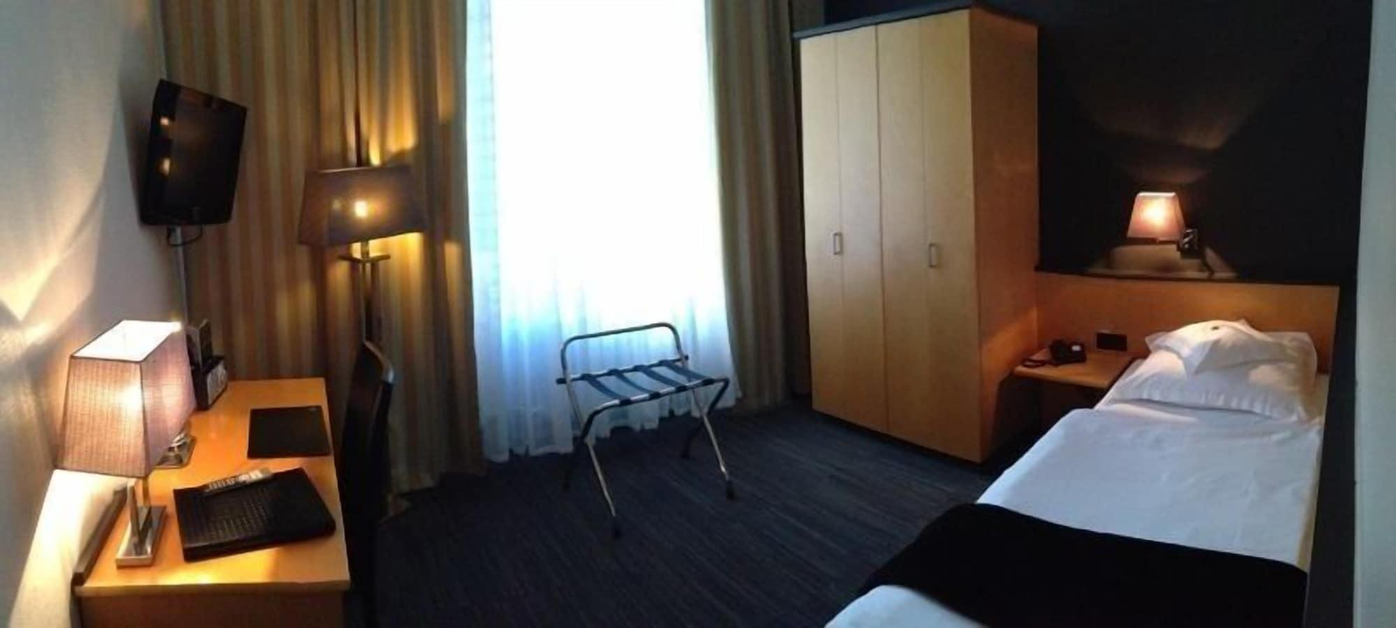 Hotel Lindenhof Dusseldorf Luaran gambar