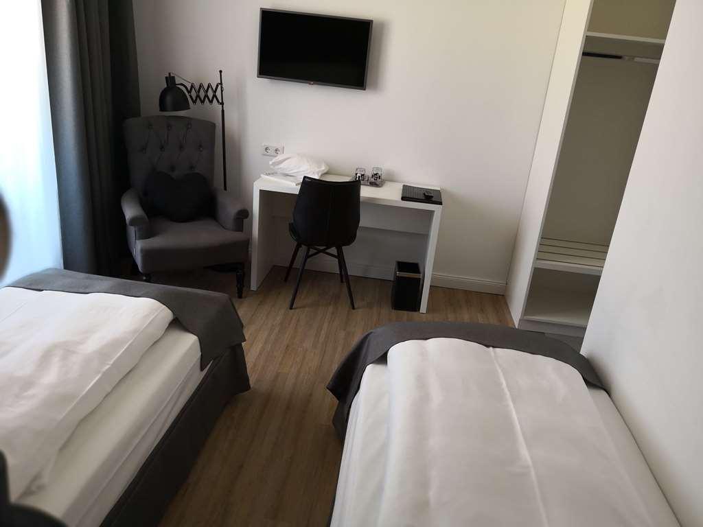 Hotel Lindenhof Dusseldorf Bilik gambar